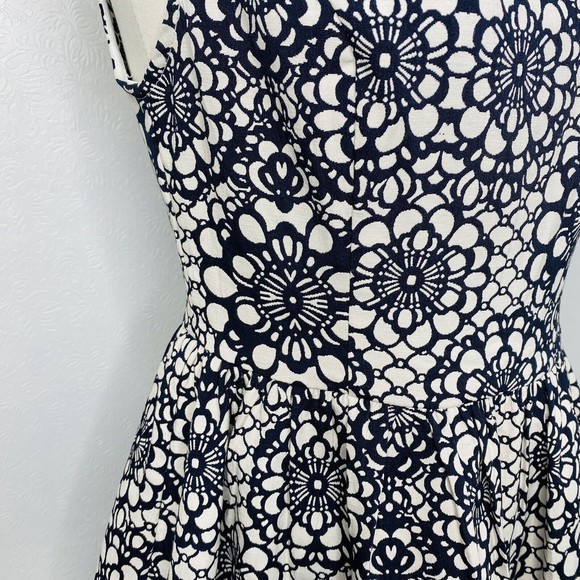 The Impeccable Pig Sz S Navy Blue White Floral Fit and Flare Dress - Picture 4 of 14